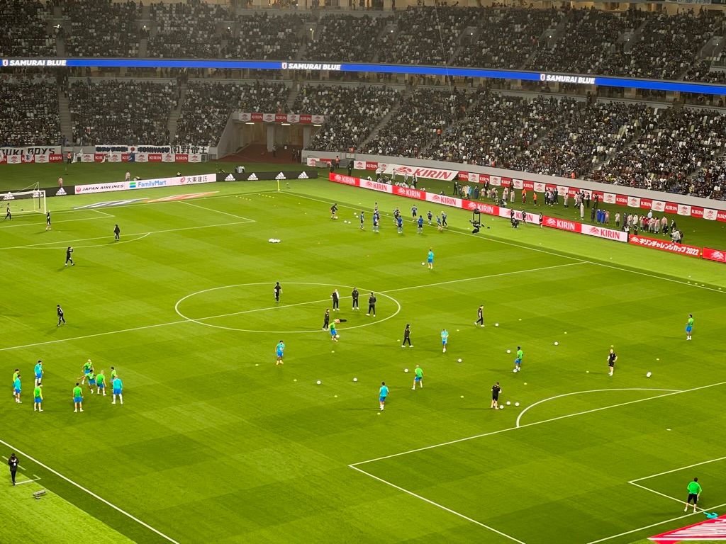 アップをする選手を俯瞰